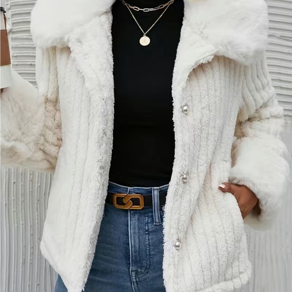 NWOT FUZZY COAT WITH PEARL BUTTONS - Picture 3 of 5